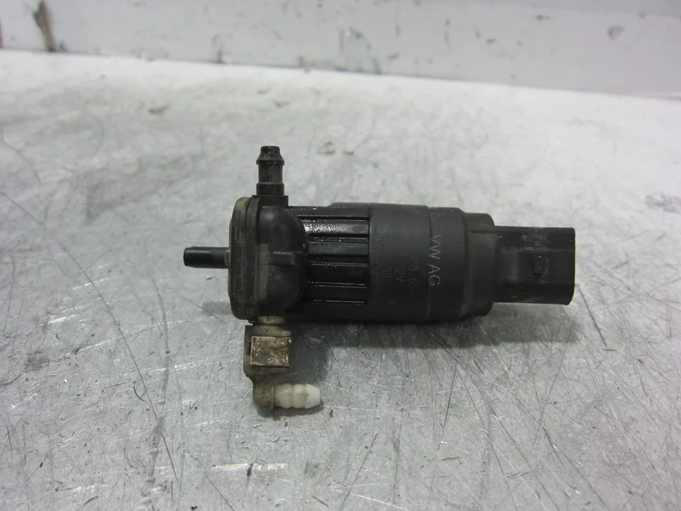 Foto de BOMBA LIMPIA SEAT LEON (1P1) 1.9 TDI (105 CV / 77 KW) referencia 1K6955651