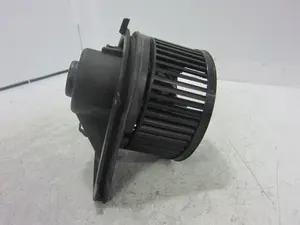 Foto de MOTOR CALEFACCION VOLKSWAGEN GOLF IV BERLINA (1J1)(10.1997) 1.6 (101 CV / 74 KW) referencia H35657880 foto 5