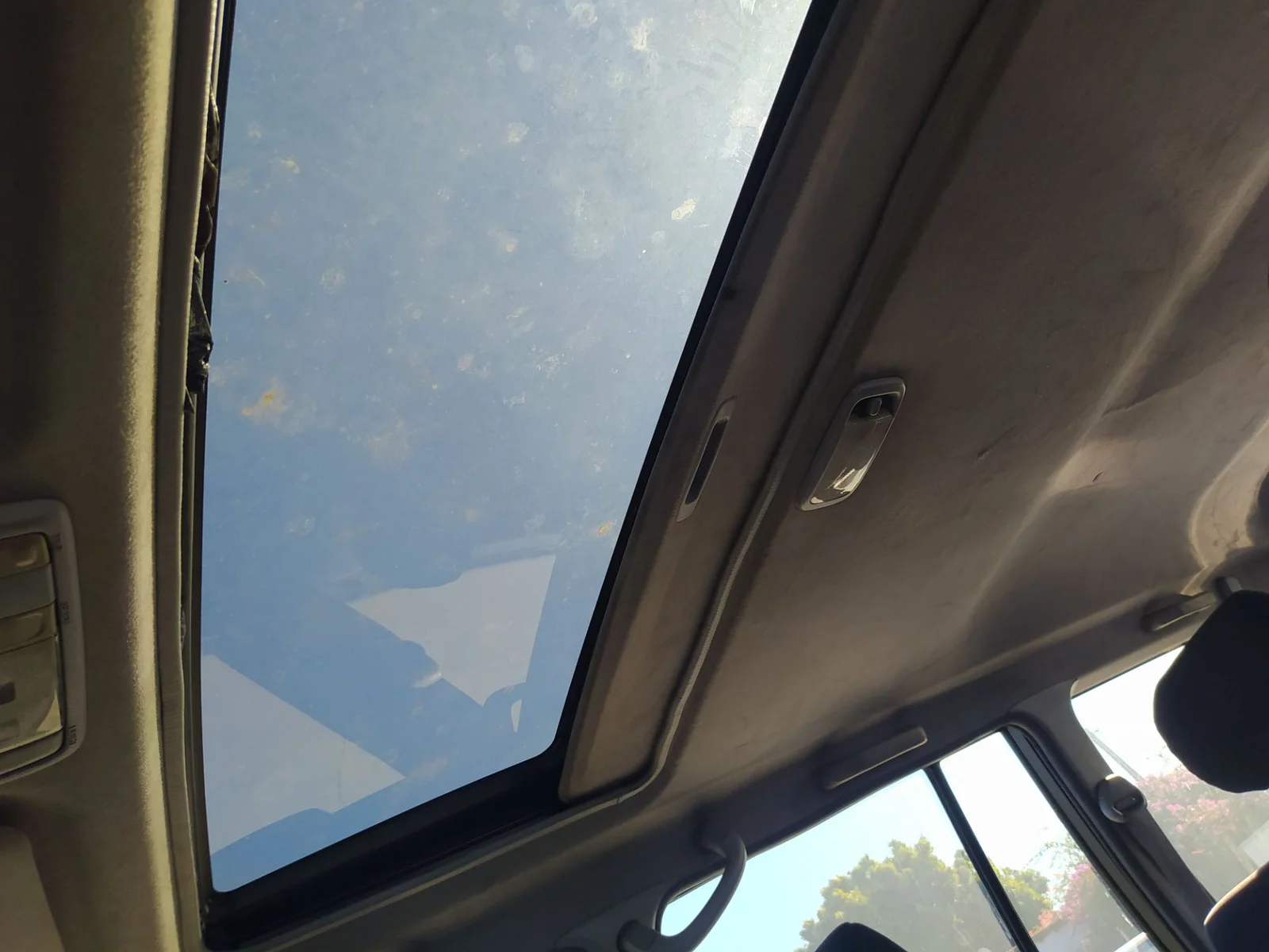 Foto de TECHO INTERIOR TOYOTA LAND CRUISER (J9) 3.0 Turbodiesel (125 CV / 92 KW)