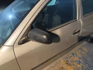 Foto de RETROVISOR IZQUIERDO SKODA OCTAVIA BERLINA (1U2) 1.9 TDI (90 CV / 66 KW) referencia 1U1857501