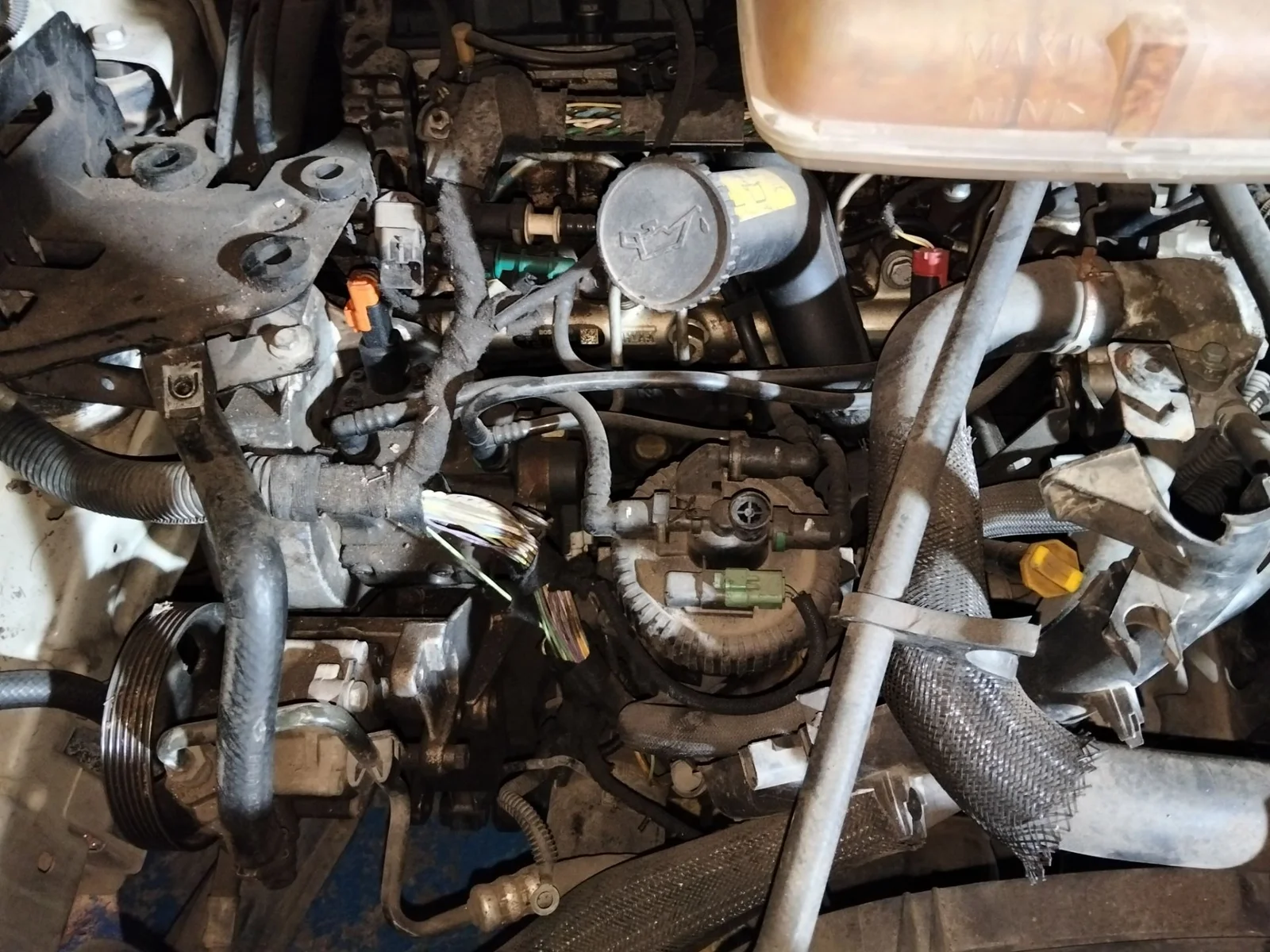Foto de MOTOR COMPLETO PEUGEOT EXPERT FURGÓN COMFORT (1995)