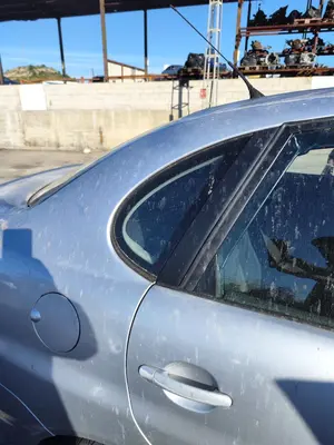 Foto de LUNA CUSTODIA TRASERA DERECHA SEAT CORDOBA BERLINA (6L2) 1.9 TDI (131 CV / 96 KW)