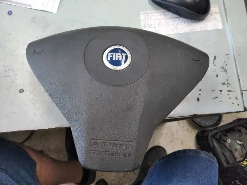 Foto de AIRBAG DELANTERO IZQUIERDO FIAT MULTIPLA (186) 1.9 JTD CAT (116 CV / 85 KW) referencia 7353148010