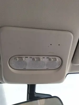Foto de LUZ INTERIOR NISSAN QASHQAI (J11E) 1.2 16V CAT (116 CV / 85 KW)