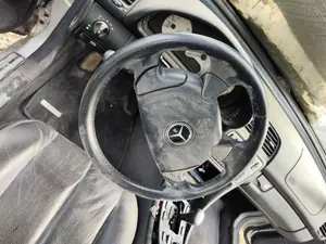 Foto de VOLANTE MERCEDES-BENZ CLK (BM 208) CABRIO 3.2 V6 18V CAT (218 CV / 160 KW) foto 1