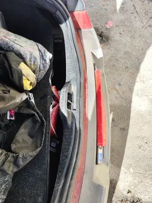 Foto de PANEL TRASERO RENAULT MEGANE II BERLINA 5P 1.5 dCi Diesel (106 CV / 78 KW)