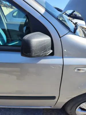 Foto de RETROVISOR DERECHO FIAT II PANDA (169) 1.2 CAT (60 CV / 44 KW) foto 3