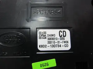 Foto de MANDO CLIMATIZADOR LAND ROVER RANGE ROVER EVOQUE 2.0 Td4 CAT (150 CV / 110 KW) referencia K8D213D734CD foto 2