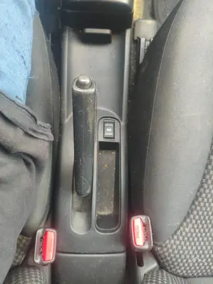 Foto de PALANCA FRENO NISSAN NOTE (E11E) 1.4 CAT (88 CV / 65 KW) referencia 360109U03B