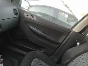 Foto de CERRADURA PUERTA DELANTERA DERECHA SKODA FABIA (6Y2/6Y3) 1.4 TDI (69 CV / 51 KW) referencia 3B1837016CB