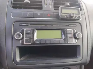 Foto de SISTEMA AUDIO / RADIO CD VOLKSWAGEN POLO V (6R1) 1.4 FSI (86 CV / 63 KW) referencia ULVWMP3 foto 2
