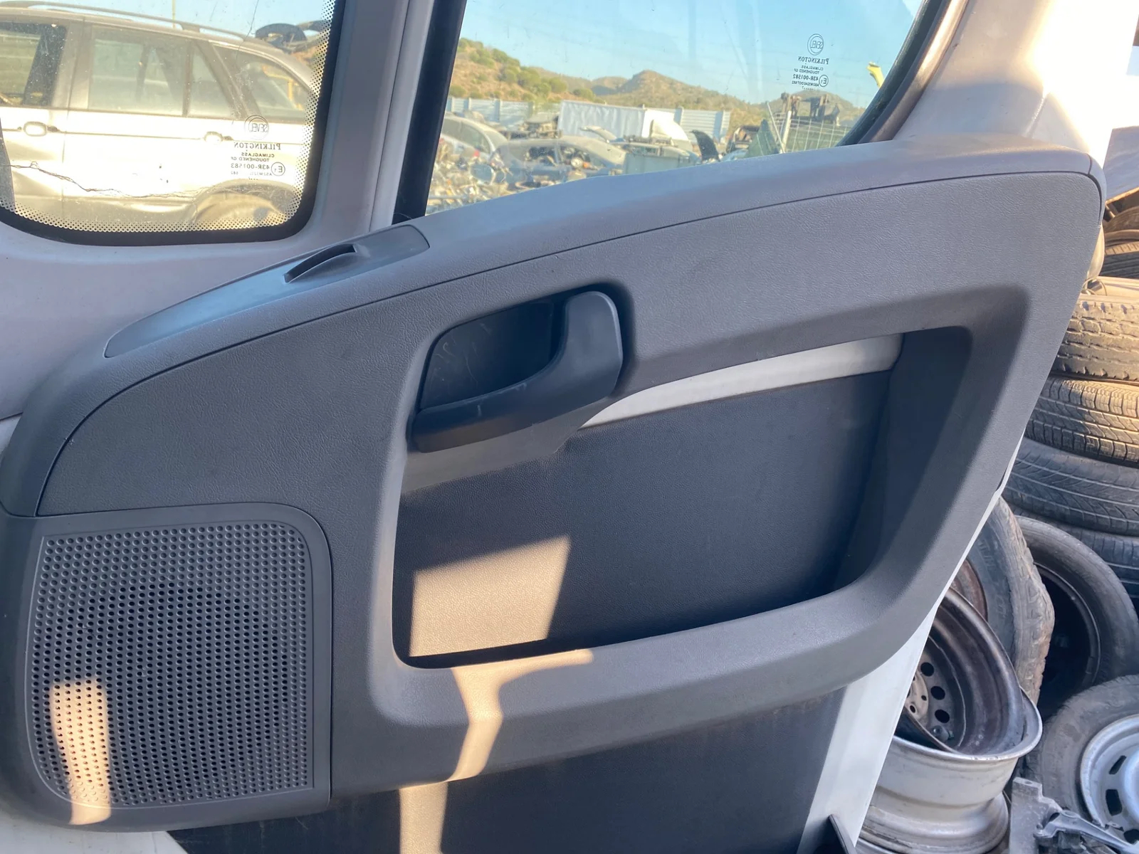 Foto de MANETA INTERIOR DELANTERA DERECHA CITROEN JUMPER COMBI