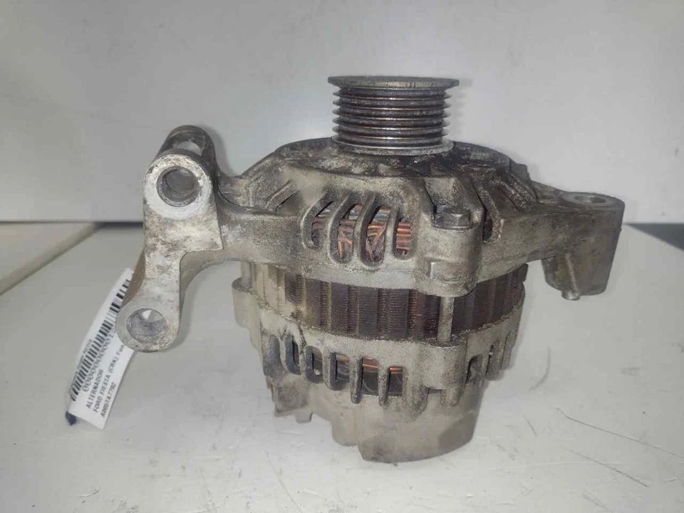 Foto de ALTERNADOR FORD FIESTA (CBK) 1.6 16V CAT (101 CV / 74 KW) referencia A005TA7792