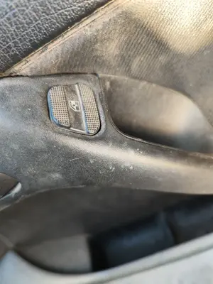 Foto de MANDO ELEVALUNAS DELANTERO DERECHO VOLKSWAGEN GOLF III (1H1)(11.1991) 1.9 TDI (110 CV / 81 KW)