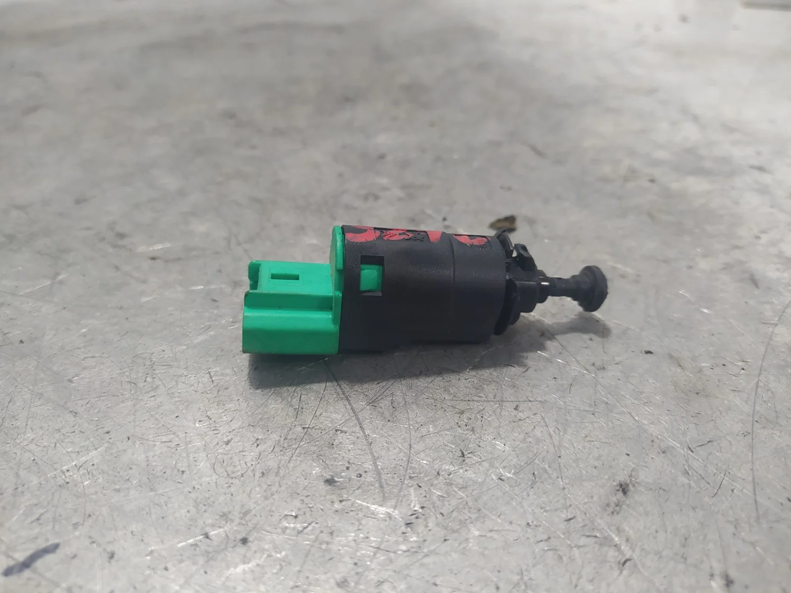 Foto de INTERRUPTOR CITROEN C4 PICASSO 1.6 HDi FAP (112 CV / 82 KW) referencia 95835