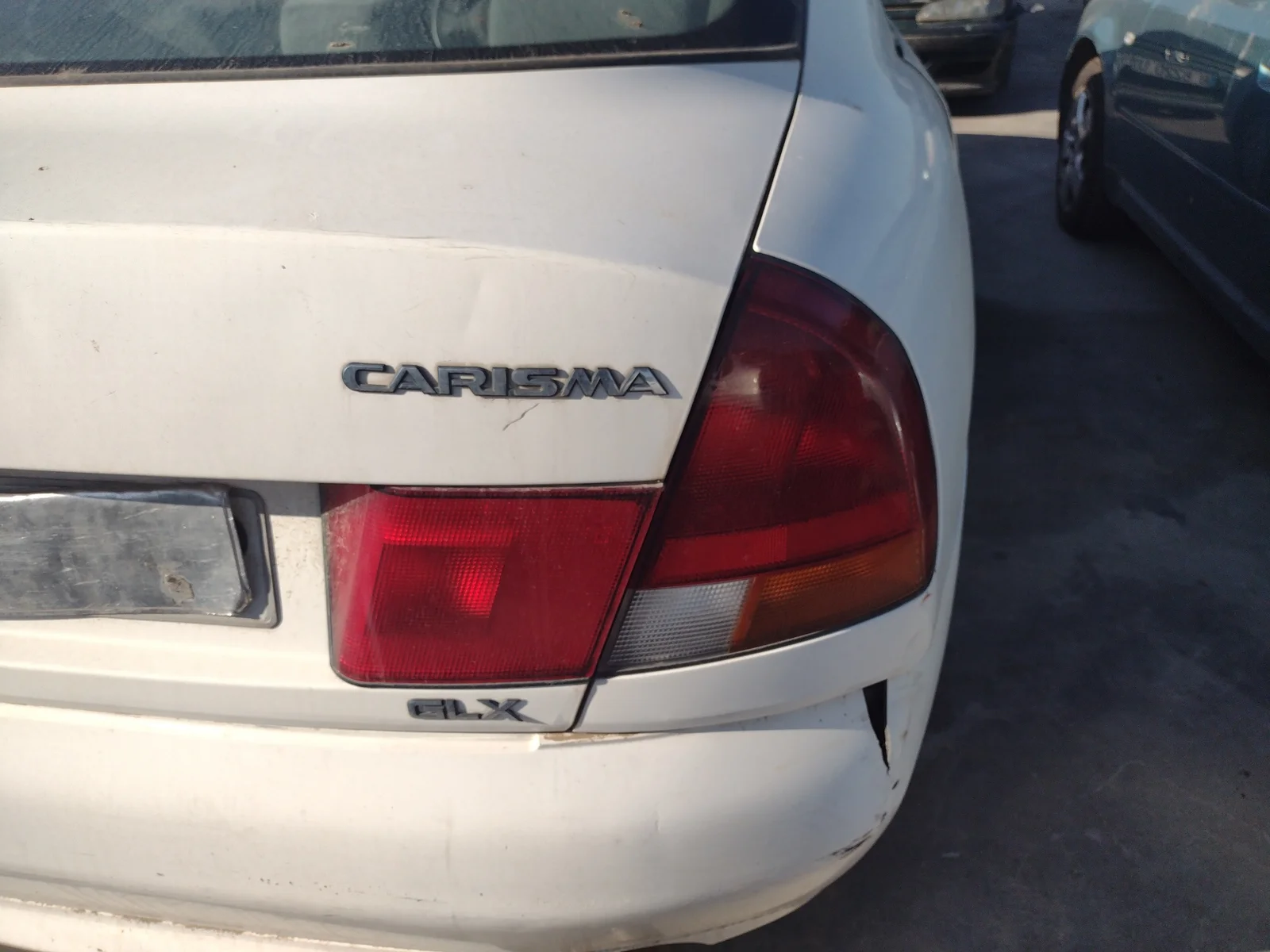 Foto de PILOTO TRASERO DERECHO INTERIOR MITSUBISHI CARISMA BERLINA 4 (DA0) 1.8 16V CAT (116 CV / 85 KW) referencia 292002