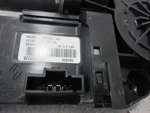 Foto de MOTOR ELEVALUNAS DELANTERO IZQUIERDO RENAULT SCENIC III (JZ) 1.5 dCi Diesel FAP (106 CV / 78 KW) referencia 915953102 foto 2