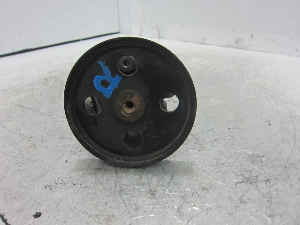 Foto de BOMBA DIRECCION CHRYSLER VOYAGER (RG) 2.5 CRD CAT (141 CV / 104 KW) referencia 4743974AB
