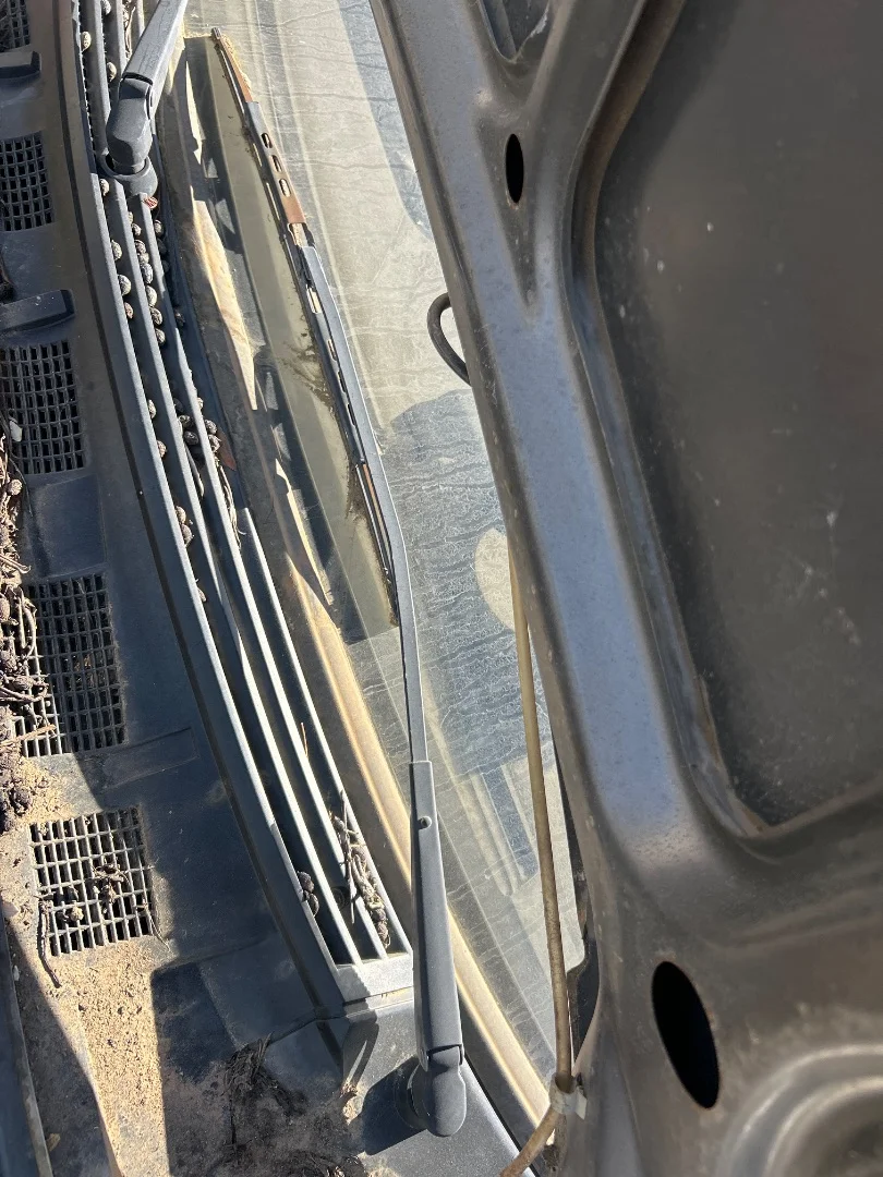 Foto de BRAZO LIMPIA DELANTERO IZQUIERDO PEUGEOT 309 1.6 (88 CV / 65 KW)