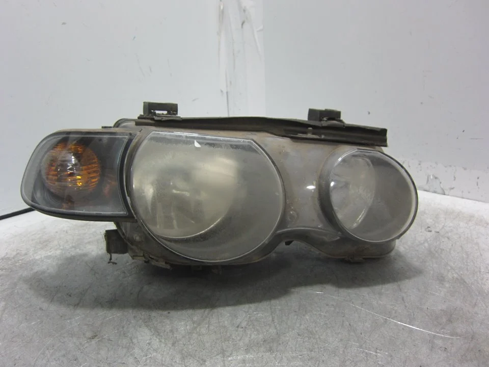 Foto de FARO DERECHO BMW SERIE 3 COMPACTO (E46) 2.0 16V Diesel CAT (150 CV / 110 KW) referencia 0301187202