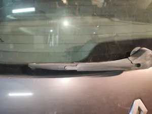 Foto de BRAZO LIMPIA TRASERO RENAULT SCENIC II (JM) 1.5 dCi Diesel (106 CV / 78 KW) referencia 7701056802 foto 4