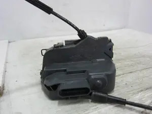 Foto de CERRADURA PUERTA TRASERA IZQUIERDA RENAULT SCENIC II (JM) 1.5 dCi Diesel (106 CV / 78 KW) referencia 110071230G1 foto 1
