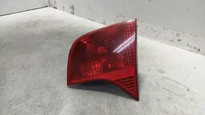 Foto de PILOTO TRASERO DERECHO INTERIOR AUDI A4 BERLINA (8E) 2.0 16V TDI (170 CV / 125 KW) referencia 8E5945094A