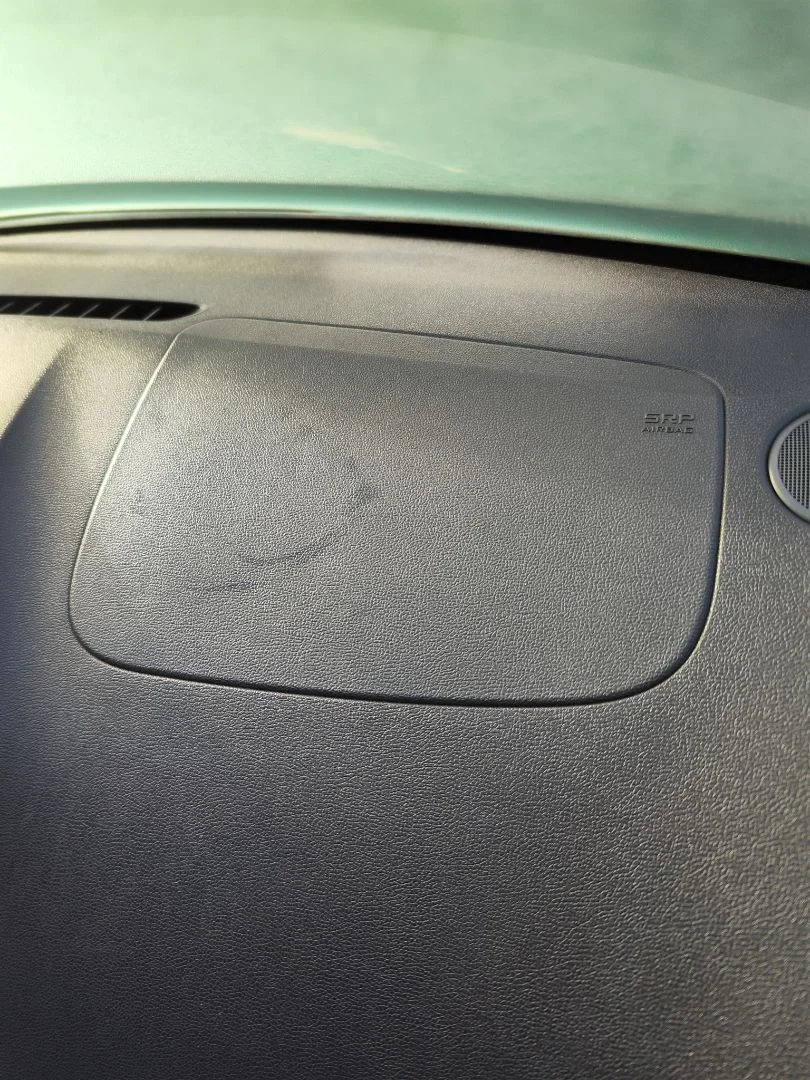 Foto de AIRBAG DELANTERO DERECHO RENAULT CLIO III 1.2 16V (75 CV / 55 KW)
