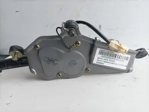 Foto de MOTOR LIMPIA TRASERO MAZDA 6 FAMILIAR (GY) 2.0 Diesel CAT (136 CV / 100 KW) referencia 8496000042 foto 3
