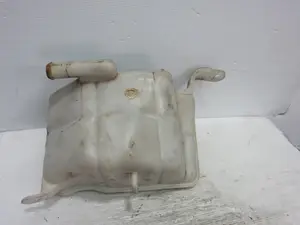 Foto de DEPOSITO EXPANSION FORD FOCUS BERLINA (CAP) referencia 86FB8100GD foto 4