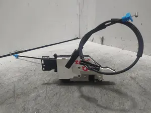 Foto de CERRADURA PUERTA TRASERA DERECHA CITROEN C4 PICASSO 1.6 HDi FAP (112 CV / 82 KW) referencia 240++816 foto 4