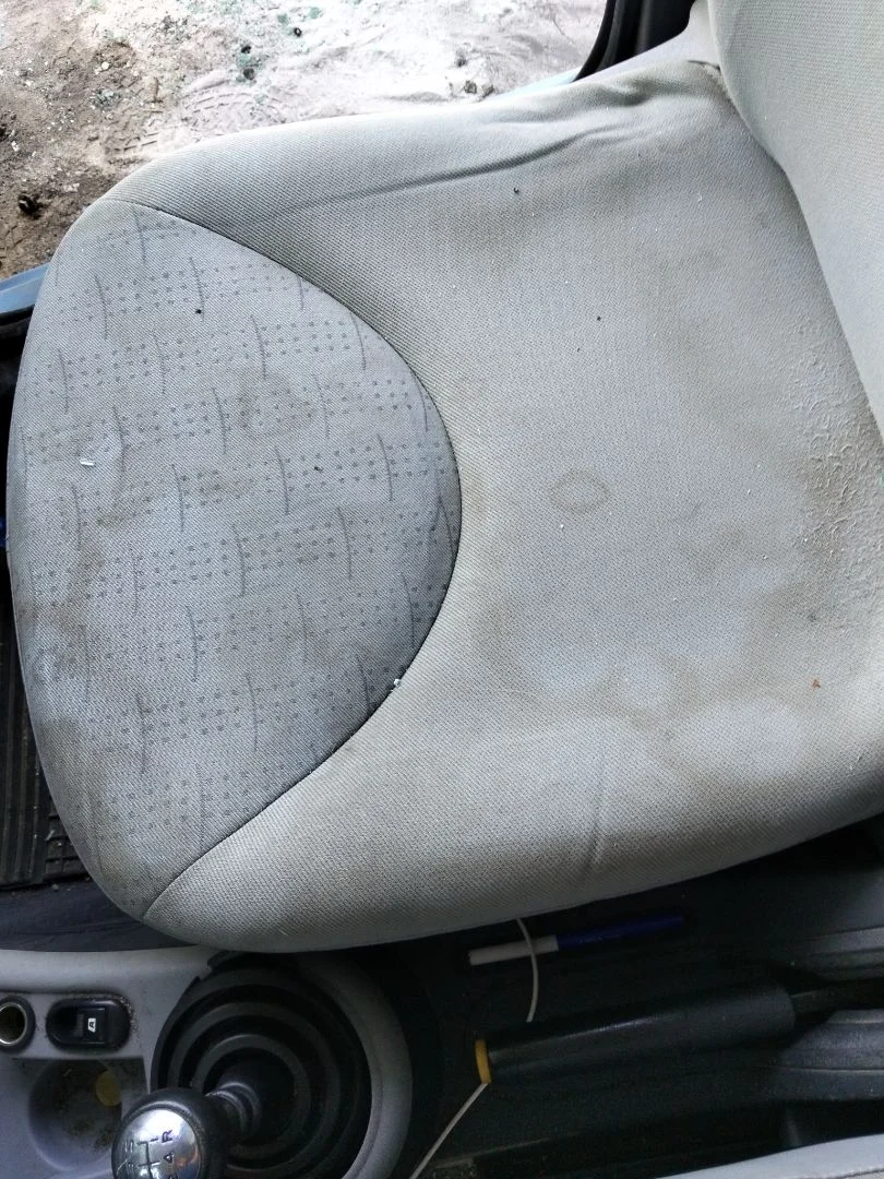 Foto de ASIENTO DELANTERO DERECHO CITROEN C3 1.4 HDi (68 CV / 50 KW)