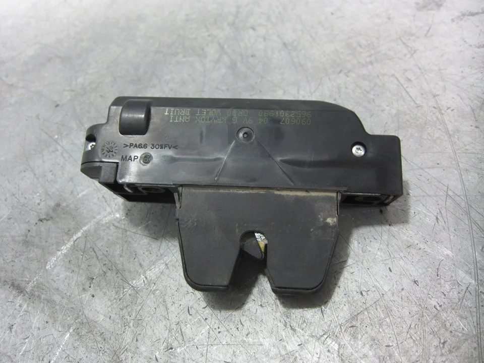 Foto de CERRADURA MALETERO / PORTON CITROEN XSARA PICASSO 2.0 HDi CAT (RHY / DW10TD) (90 CV / 66 KW) referencia 9652301980