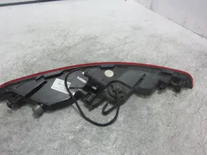 Foto de PILOTO TRASERO IZQUIERDO PARAGOLPES PORSCHE MACAN (95BA) referencia 95B945725Q foto 6