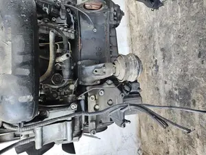 Foto de MOTOR COMPLETO MERCEDES-BENZ CLASE E (BM 210) BERLINA referencia 604011 foto 5