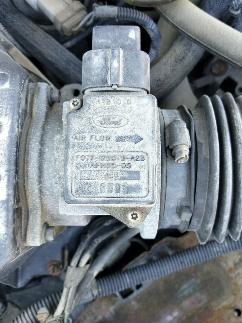 Foto de CAUDALIMETRO FORD EXPLORER (UN46) 4.0 V6 CAT (156 CV / 115 KW)