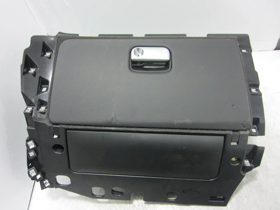 Foto de GUANTERA PORSCHE MACAN (95BA) referencia 95B857558