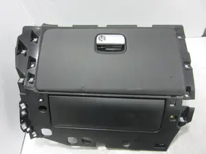 Foto de GUANTERA PORSCHE MACAN (95BA) referencia 95B857558 foto 1