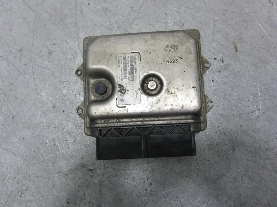 Foto de CENTRALITA MOTOR UCE FIAT 500L (330) 1.3 16V JTD CAT (84 CV / 62 KW) referencia 55274377