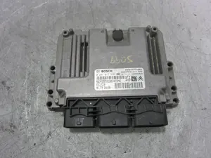 Foto de CENTRALITA MOTOR UCE PEUGEOT 207 1.4 HDi FAP (68 CV / 50 KW) referencia 9677030080