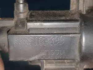 Foto de VALVULA EGR RENAULT MEGANE I FASE 2 COUPE (DA...) referencia 7700109099 foto 4