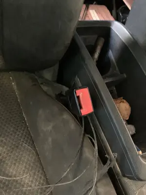 Foto de ENGANCHE CINTURON DELANTERO DERECHO VOLKSWAGEN PASSAT VARIANT (3C5) 2.0 TDI (140 CV / 103 KW)