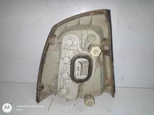 Foto de PILOTO TRASERO DERECHO OPEL ASTRA G BERLINA referencia 29058010 foto 4