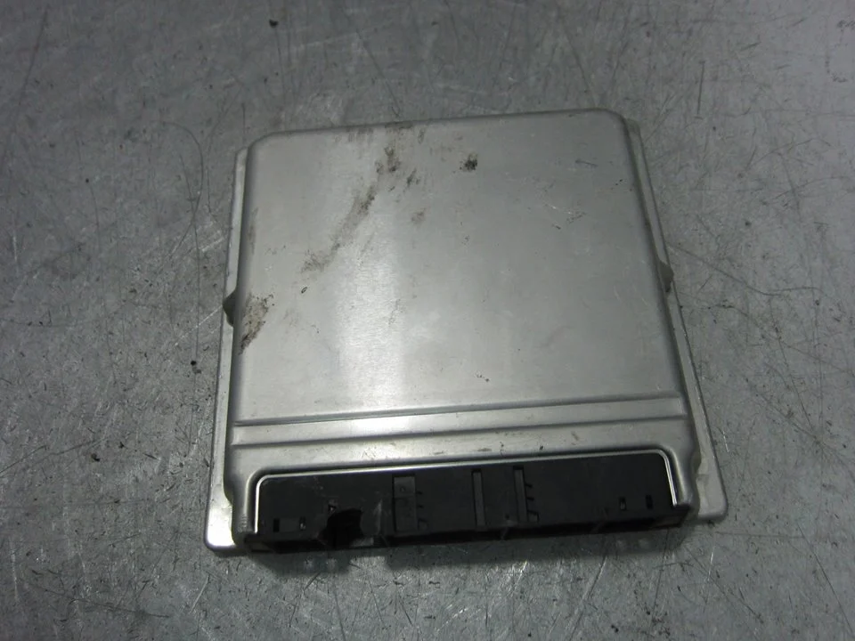Foto de CENTRALITA MOTOR UCE MERCEDES-BENZ CLASE C (BM 203) BERLINA 2.0 Compresor CAT (163 CV / 120 KW) referencia A1111531879