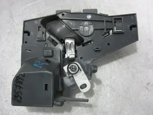 Foto de MANETA INTERIOR TRASERA DERECHA CITROEN C5 BERLINA 1.8 CAT (6FZ / EW7J4) (116 CV / 85 KW) referencia 9641315777 foto 3