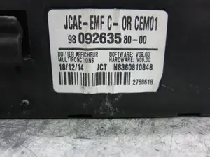 Foto de PANTALLA MULTIFUNCION CITROEN C-ELYSÉE 1.6 HDi FAP (92 CV / 68 KW) referencia 980926358000 foto 3