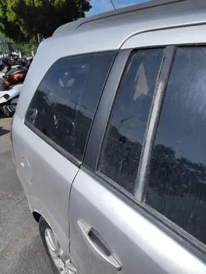 Foto de LUNA CUSTODIA TRASERA DERECHA OPEL ZAFIRA B 1.9 CDTI (120 CV / 88 KW)