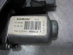 Foto de ELEVALUNAS DELANTERO DERECHO CITROEN C3 1.4 HDi (68 CV / 50 KW) referencia 400618F foto 4
