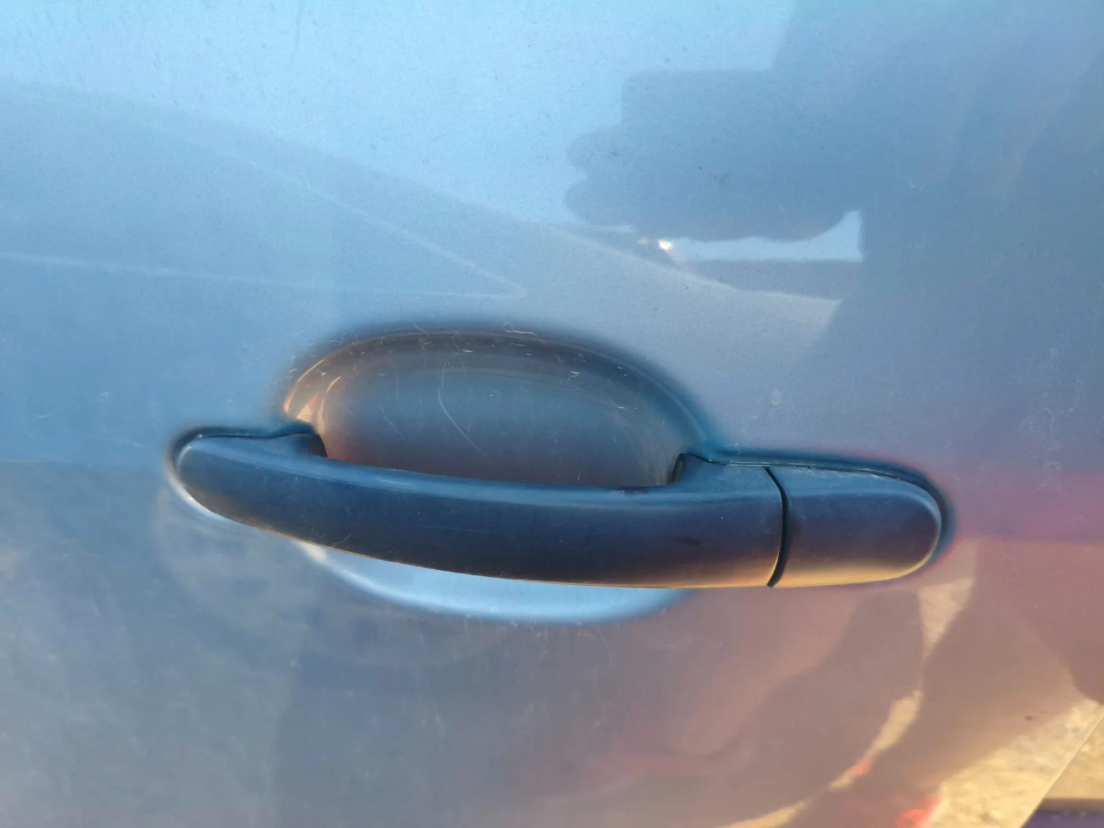 Foto de MANETA EXTERIOR LATERAL IZQUIERDA AUDI A2 (8Z) 1.4 TDI (75 CV / 55 KW)