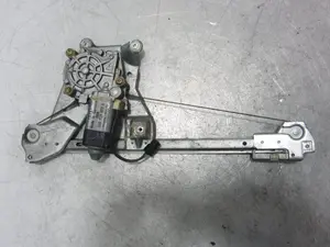 Foto de ELEVALUNAS TRASERO DERECHO AUDI 100 AVANT (C4) 2.3  (133 CV / 98 KW) referencia 4A0839398A